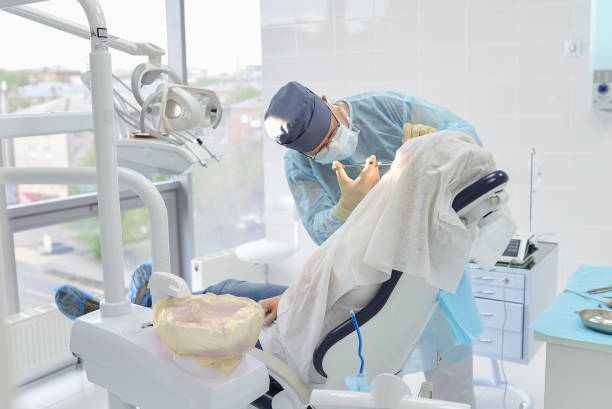 Best Emergency Treatment for Oral Infections in Ford City, CA